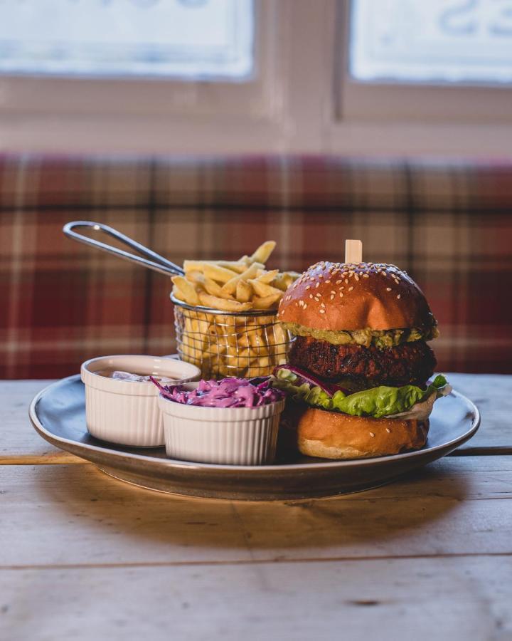 The Sun Inn At Hook Norton Bagian luar foto