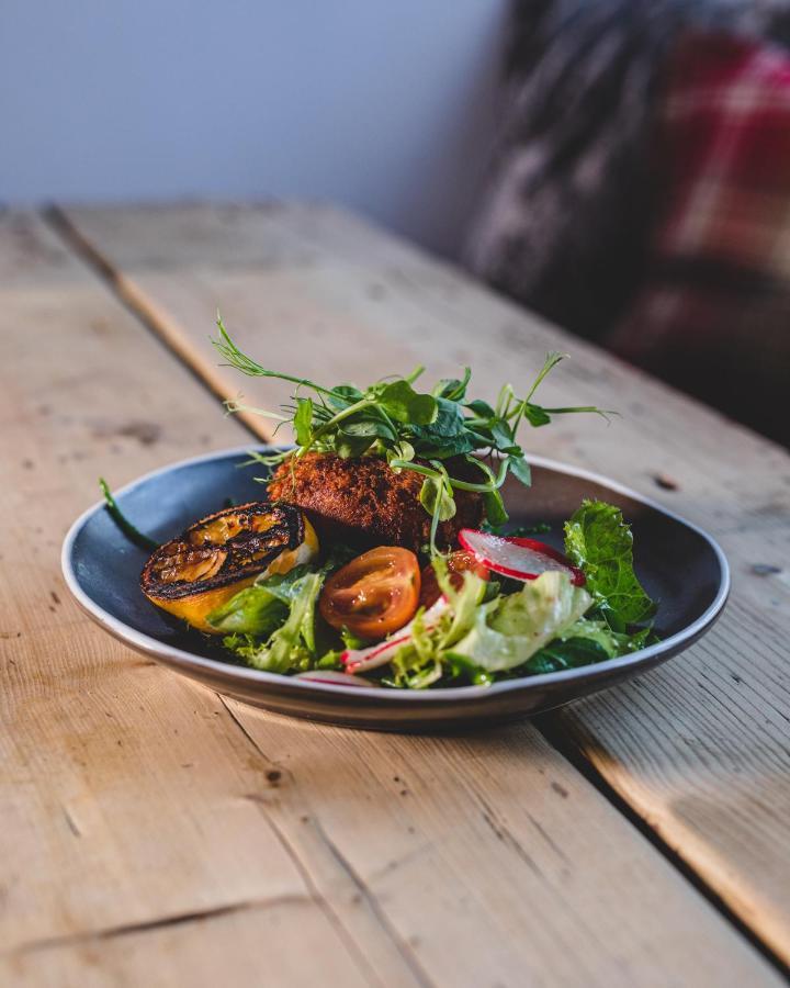 The Sun Inn At Hook Norton Bagian luar foto