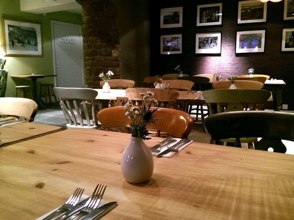 The Sun Inn At Hook Norton Bagian luar foto