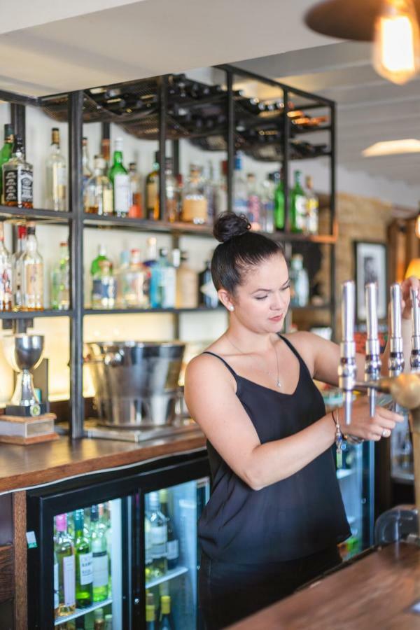 The Sun Inn At Hook Norton Bagian luar foto